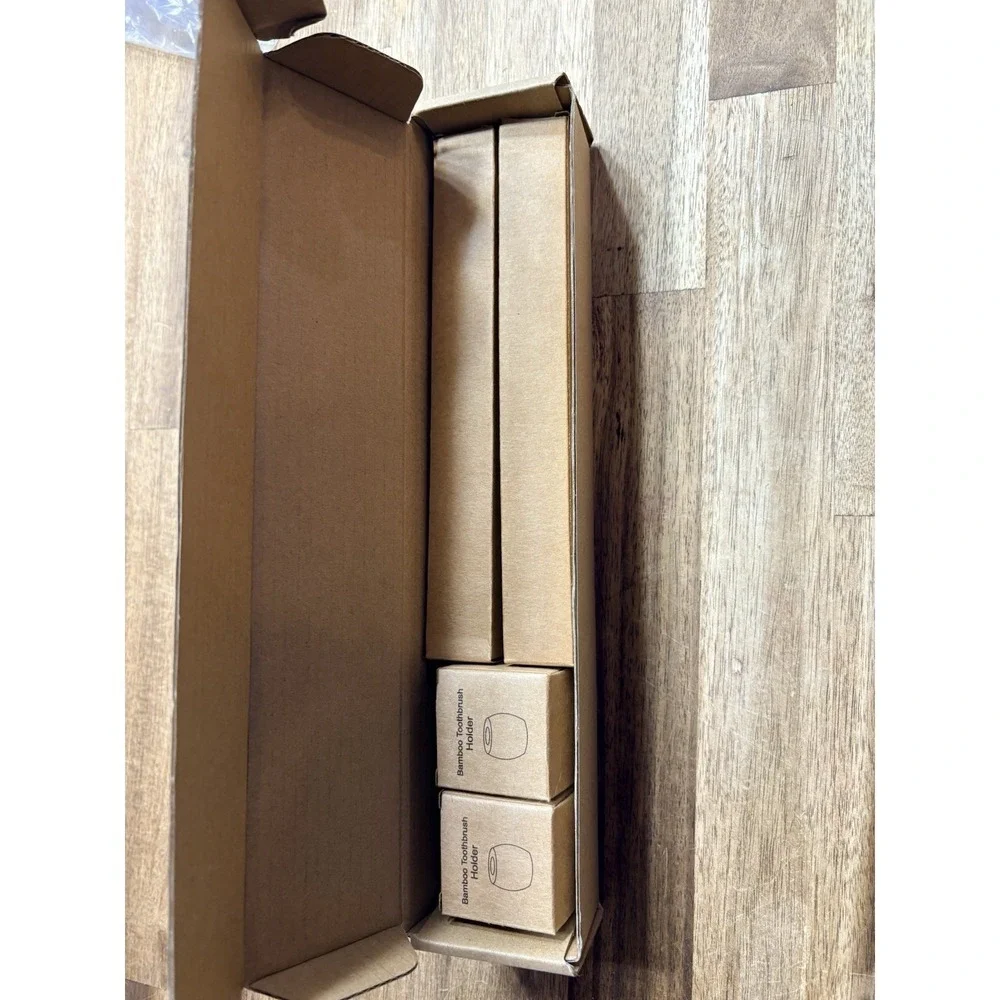 NeWorld Technology 4-Pack Bamboo Toothbrushes + 2 Natural Bamboo Holders | NIB